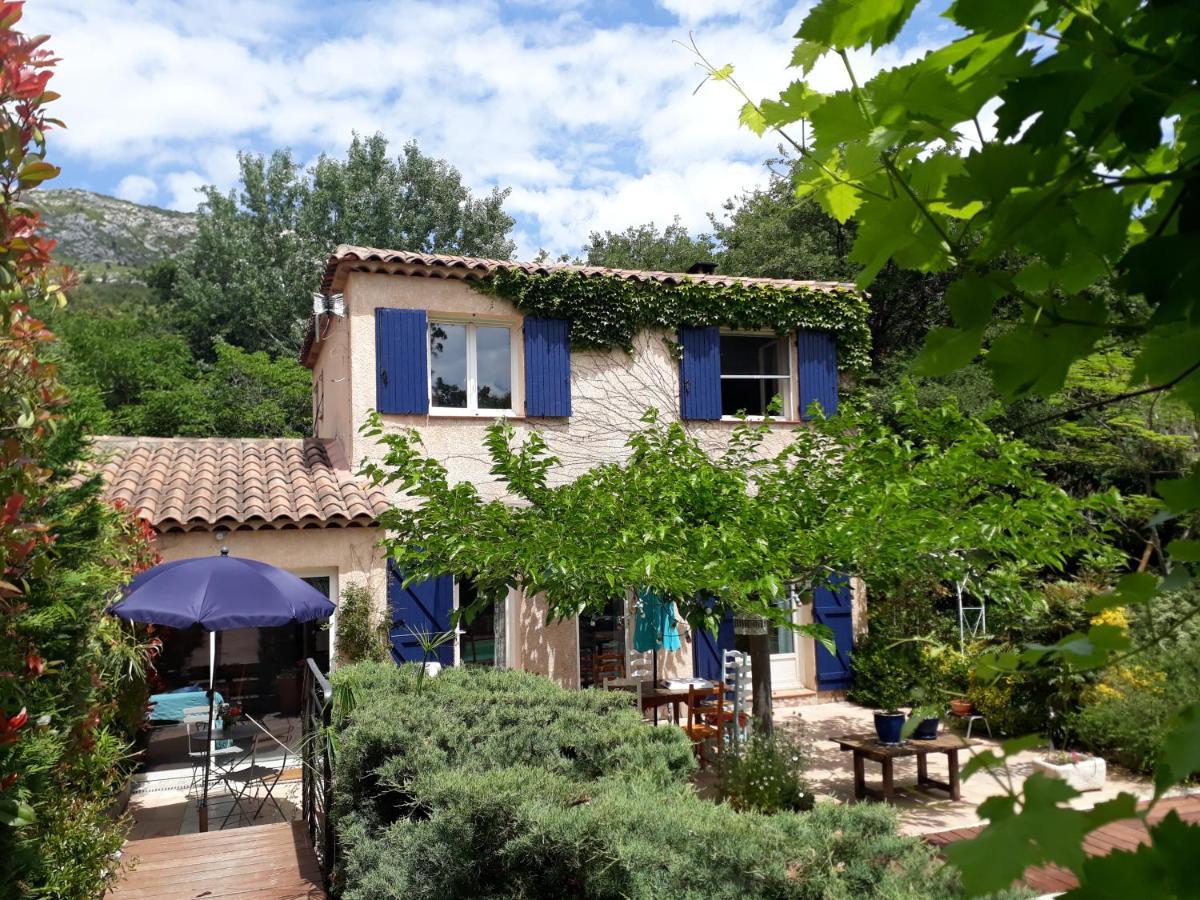 Patin Couffin Hotel Puyloubier Exterior foto